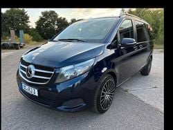 Blau Gebraucht 2017 Mercedes V220 Van / Kleinbus | 33.990 € (Guter Preis)