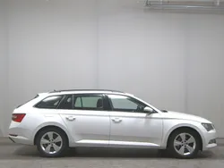 Candyweiss Gebraucht 2018 Skoda Superb Active Kombi | 13.890 € (Guter Preis)