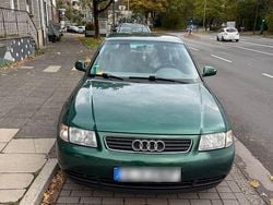 Grün Gebraucht 1998 Audi A3 Limousine | 1.300 € (Superpreis)