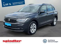 Uranograu Gebraucht 2022 VW Tiguan Life SUV | 30.680 € (Guter Preis)