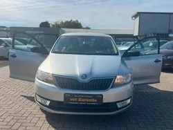 Silber Gebraucht 2014 Skoda Rapid Kombi | 3.150 € (Superpreis)
