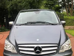 Grau Gebraucht 2011 Mercedes Vito Van / Kleinbus | 25.000 €