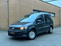 Grau Gebraucht 2017 VW Caddy Van / Kleinbus | 10.750 € (Guter Preis)