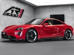 Rot Gebraucht 2020 Porsche Taycan Turbo S Limousine | 99.000 €