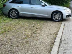Silber Gebraucht 2019 Audi A4 Kombi | 18.800 € (Guter Preis)