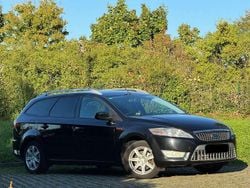 Schwarz Gebraucht 2010 Ford Mondeo Ghia Kombi | 4.999 € (Guter Preis)