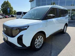 Weiss Neu 2025 Ford Tourneo Courier Titanium Van / Kleinbus | 25.590 € (Fairer Preis)