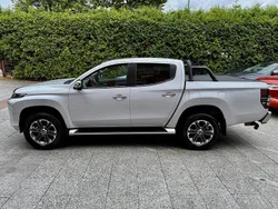 Weiß Gebraucht 2020 Mitsubishi L200 Abholung | 24.980 € (Fairer Preis)