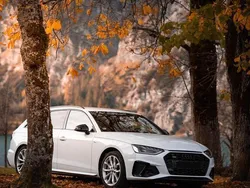 Weiß Gebraucht 2020 Audi A4 S-Line Kombi | 41.000 €