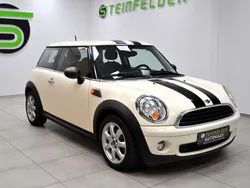 Weiß Gebraucht 2009 Mini ONE Kleinwagen | 6.490 € (Teuer)