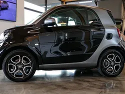 Schwarz Gebraucht 2017 Smart ForTwo Coupé Prime Kleinwagen | 17.390 € (Etwas zu teuer)