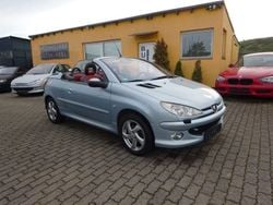 Silber Gebraucht 2003 Peugeot 206 CC Cabrio | 2.999 € (Teuer)