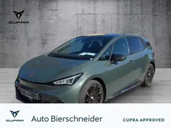 Dark forest grün Gebraucht 2024 Cupra Born VZ Kleinwagen | 44.950 € (Guter Preis)