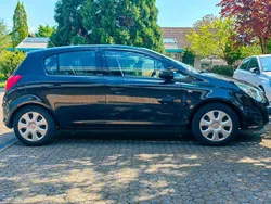 Schwarz Gebraucht 2012 Opel Corsa Kleinwagen | 3.200 € (Guter Preis)