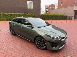 Grün Gebraucht 2023 Kia ProCeed GT-Line Kleinwagen | 22.999 € (Guter Preis)