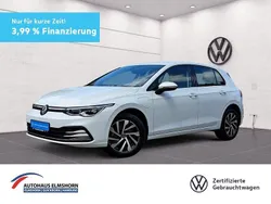 Pure white Gebraucht 2022 VW Golf VIII Style Limousine | 28.940 € (Fairer Preis)