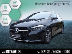 Schwarz Gebraucht 2024 Mercedes B200 Progressive Van / Kleinbus | 31.980 € (Guter Preis)