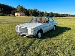 Weiß Gebraucht 1973 Mercedes W115 Limousine | 8.500 €