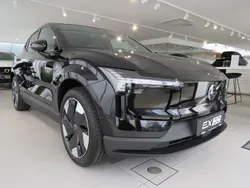 Schwarz Gebraucht 2024 Volvo EX30 Ultra SUV | 37.970 € (Etwas zu teuer)