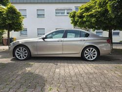Beige Gebraucht 2012 BMW 520 Limousine | 9.800 € (Superpreis)