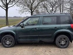 Grün Gebraucht 2009 Skoda Yeti Experience SUV | 4.000 € (Guter Preis)