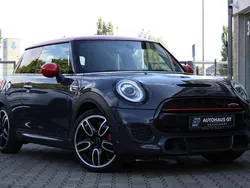 Grau Gebraucht 2020 Mini John Cooper Works Kleinwagen | 25.999 € (Etwas zu teuer)