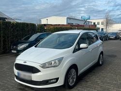 Weiß Gebraucht 2017 Ford C-MAX Van / Kleinbus | 9.000 €