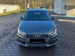 Grau Gebraucht 2018 Audi A1 Sportback Kleinwagen | 12.600 € (Fairer Preis)