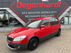 Rot Gebraucht 2012 Skoda Roomster Scout Kombi | 9.990 €