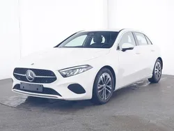 Weiß Gebraucht 2024 Mercedes A200 Advanced Kleinwagen | 30.890 € (Fairer Preis)