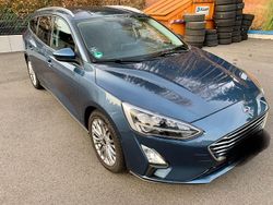 Blau Gebraucht 2019 Ford Focus Titanium Kombi | 12.600 € (Fairer Preis)