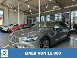Grau metallic Gebraucht 2021 Volvo V60 Inscription Kombi | 28.600 € (Fairer Preis)