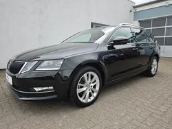 Schwarz Gebraucht 2020 Skoda Octavia Style Kombi | 14.990 € (Guter Preis)
