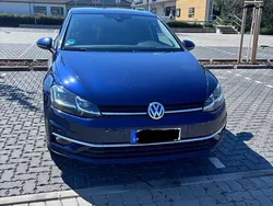 Blau Gebraucht 2017 VW Golf VII Kleinwagen | 11.000 € (Fairer Preis)