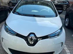 Weiß Gebraucht 2016 Renault Zoe Life Kleinwagen | 6.200 € (Fairer Preis)