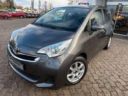 Marlingrau metallic Gebraucht 2014 Toyota Verso-S Life Van / Kleinbus | 10.990 € (Etwas zu teuer)