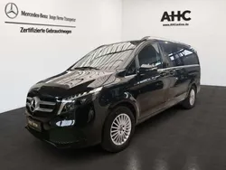 Obsidianschwarz metallic Gebraucht 2023 Mercedes V300 Van / Kleinbus | 63.427 € (Guter Preis)