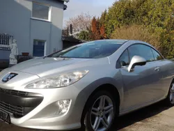 Grau Gebraucht 2011 Peugeot 308 CC Platinum Cabrio | 3.499 € (Guter Preis)