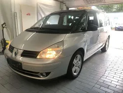 Grau Gebraucht 2010 Renault Espace Van / Kleinbus | 5.900 € (Fairer Preis)