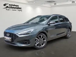 Grün Gebraucht 2024 Hyundai i30 Advantage Kombi | 21.790 € (Guter Preis)
