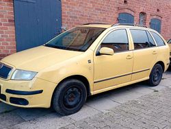 Gelb Gebraucht 2006 Skoda Fabia Kombi | 400 € (Superpreis)
