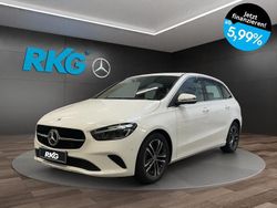 Weiß Gebraucht 2024 Mercedes B200 Progressive Van / Kleinbus | 31.790 € (Fairer Preis)