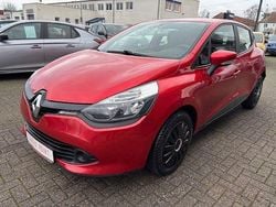 Rot Gebraucht 2014 Renault Clio IV Expression Limousine | 5.990 € (Fairer Preis)