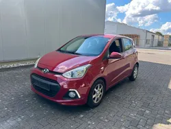 Rot Gebraucht 2015 Hyundai i10 Trend Kleinwagen | 6.900 € (Guter Preis)
