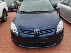 Blau Gebraucht 2012 Toyota Auris Edition Kleinwagen | 5.450 € (Guter Preis)
