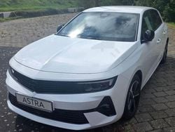 Weiß Gebraucht 2024 Opel Astra Limousine | 22.500 € (Guter Preis)