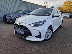 Schneeweiß Gebraucht 2022 Toyota Yaris Hybrid Business Edition Kleinwagen | 19.850 € (Fairer Preis)