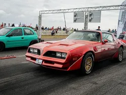Rot Gebraucht 1981 Pontiac Trans Am Coupé | 18.900 €