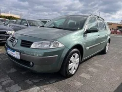 Grün Gebraucht 2005 Renault Mégane GrandTour Dynamique Kombi | 5.500 €