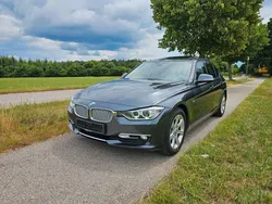 Grau Gebraucht 2013 BMW 318 Comfort Edition Limousine | 12.999 € (Fairer Preis)